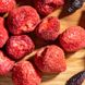 Freeze-dried strawberries, Whole, 10 g.